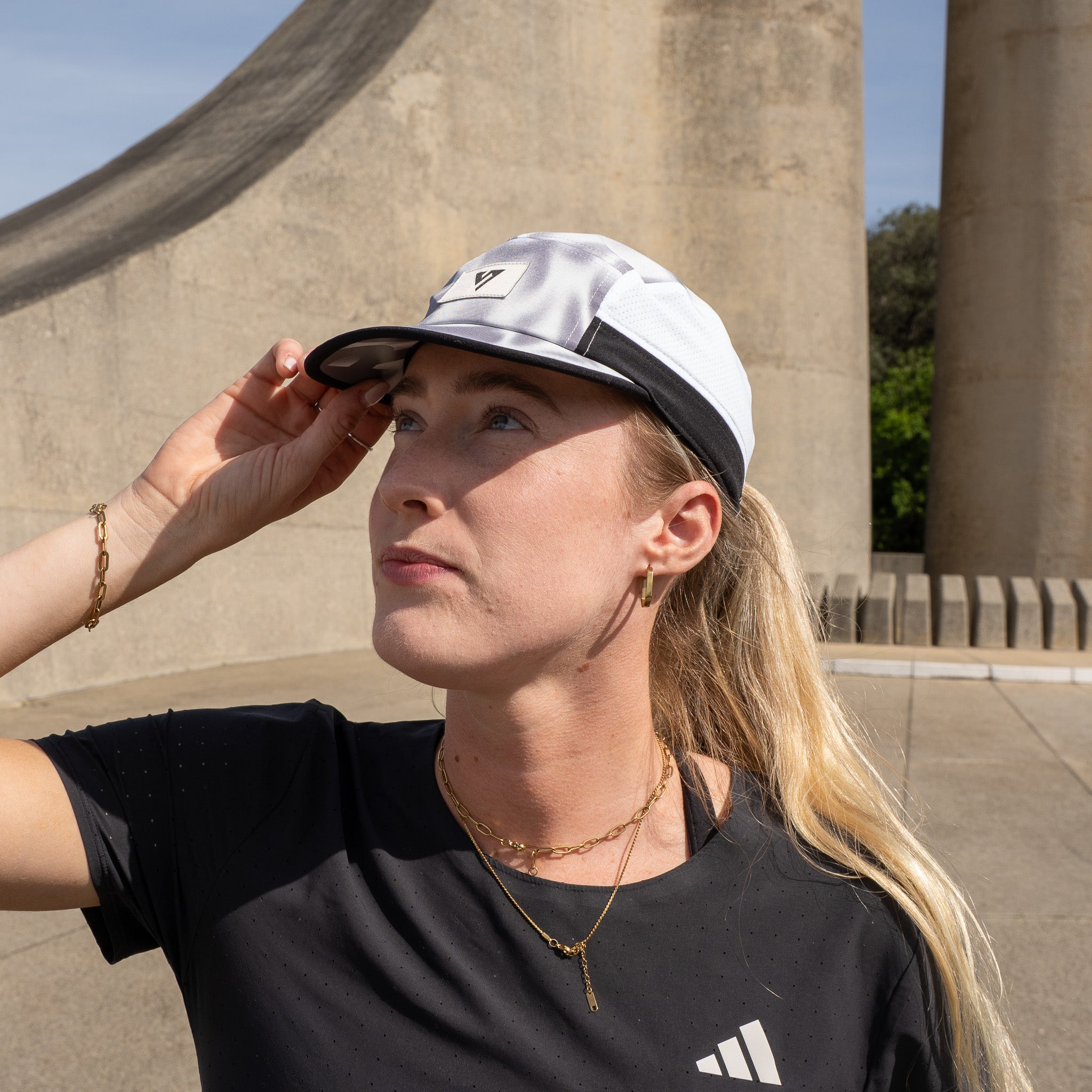 Black Mist Running Cap