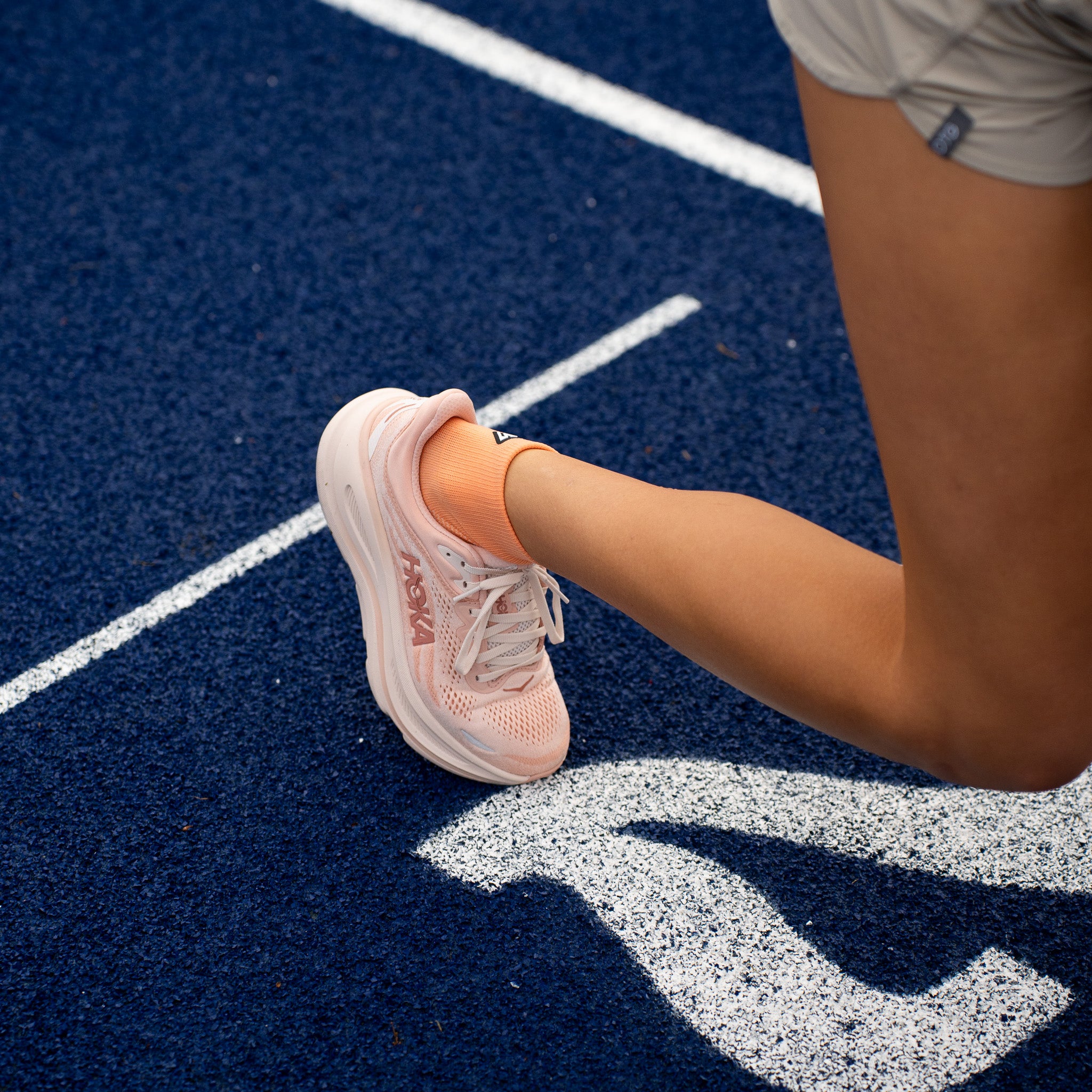 Peachy Running Quarter Socks