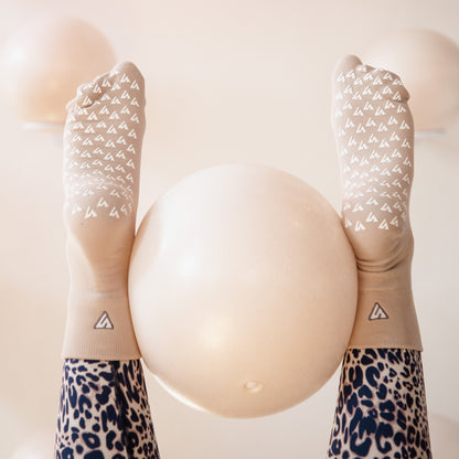 Latte Pilates Quarter Grip Socks