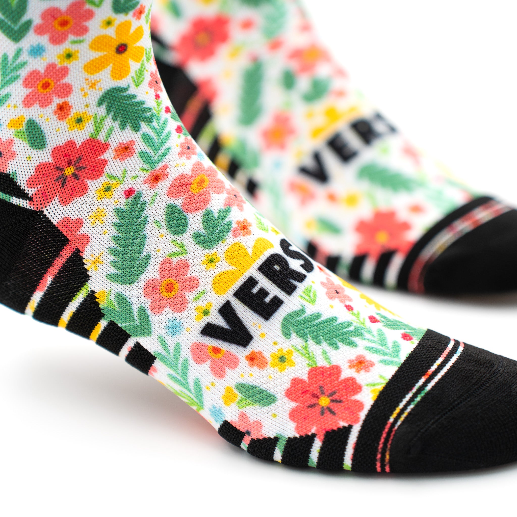 Garden Glow Active Crew Socks