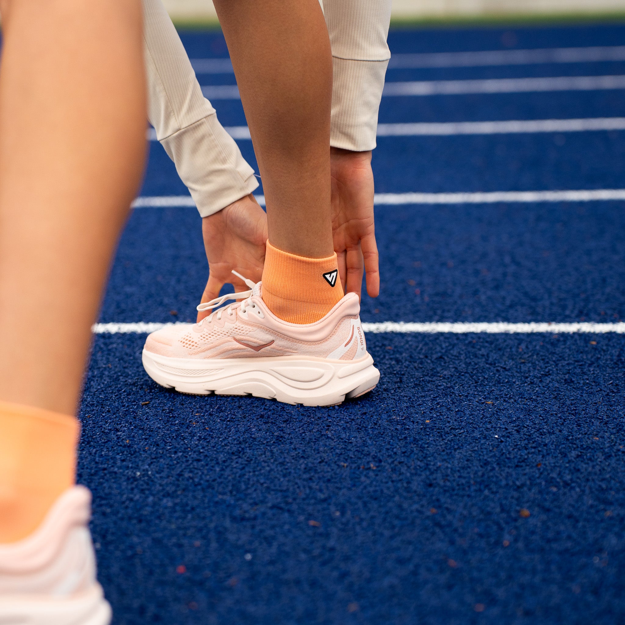 Peachy Running Quarter Socks