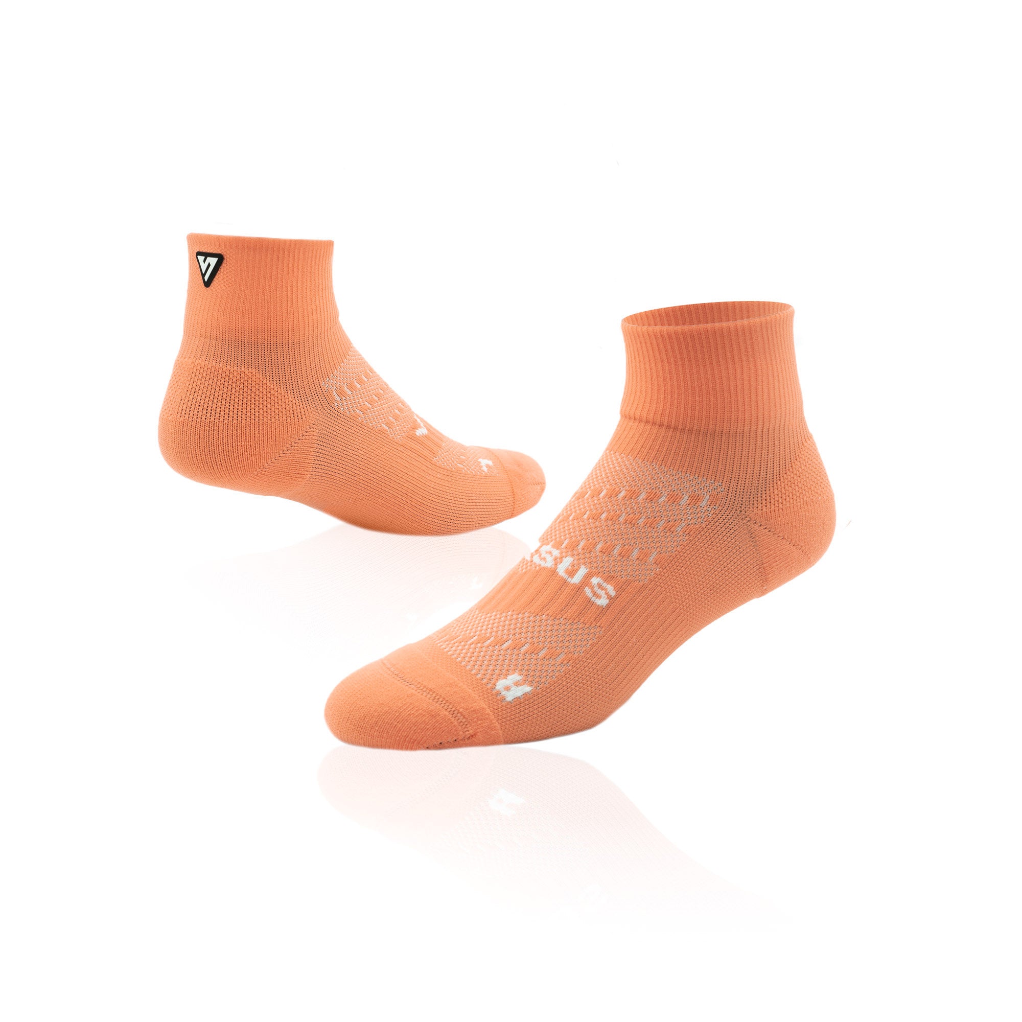 Peachy Running Quarter Socks
